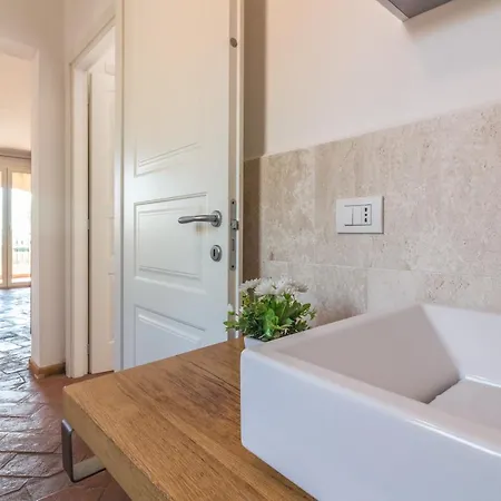 Mariposa Apartment